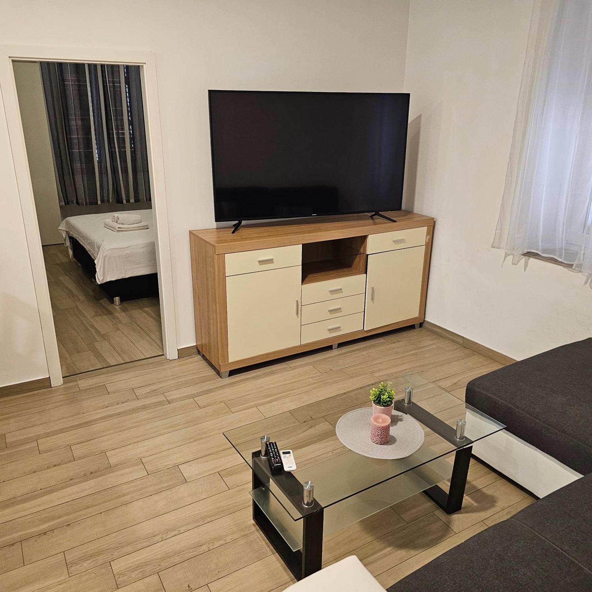 Jadran - 2 Bedroom For 6 People Apartament Zadar
